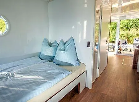 Kuhnle-tours Schlafen Im Hafen 레힐린