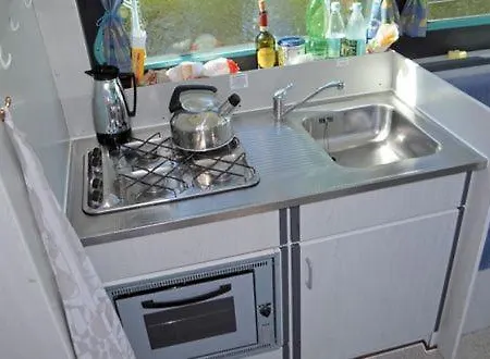 보트호텔 Kuhnle-tours Schlafen Im Hafen *