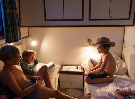 Kuhnle-tours Schlafen Im Hafen