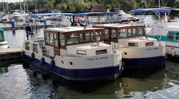 Kuhnle-tours Schlafen Im Hafen *